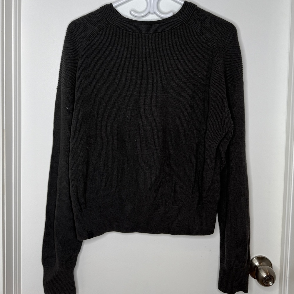 lululemon athletica Women's grey Crew Neck Sweater